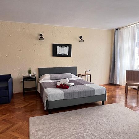 Mrhost Central Braşov Exterior foto